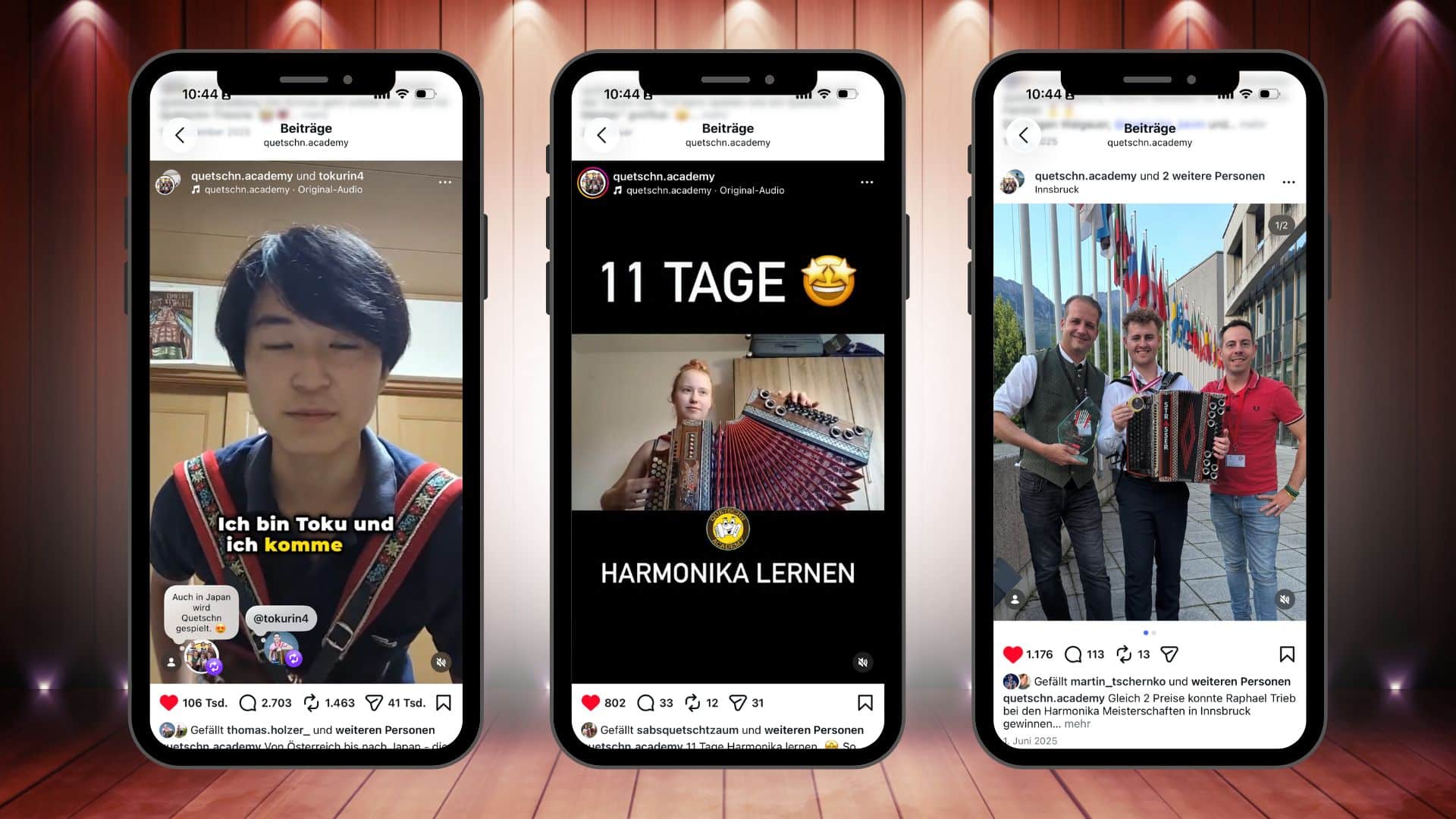 Drei Smartphones zeigen die Social-Media-Erfolgsgeschichten der Schüler Toku, Julia und Raphael – eine visuelle Antwort auf die Frage: Wie schnell lernt man Harmonika?